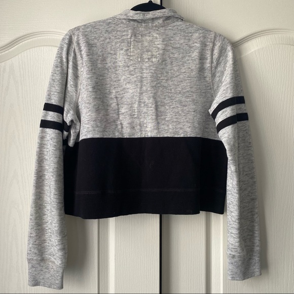 Hollister Cropped Half-zip Sweater - Picture 3 of 3